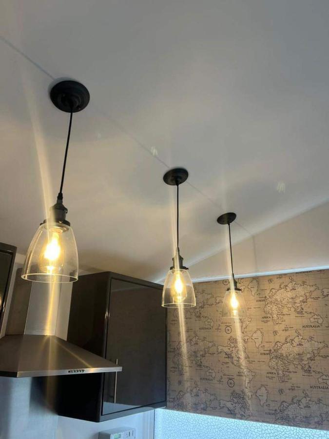 Stunning One Bed Modern & Contemporary Chalet Bridlington Eksteriør billede