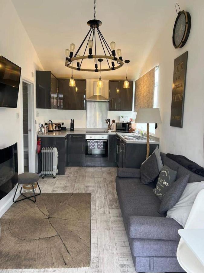 Stunning One Bed Modern & Contemporary Chalet Bridlington Eksteriør billede