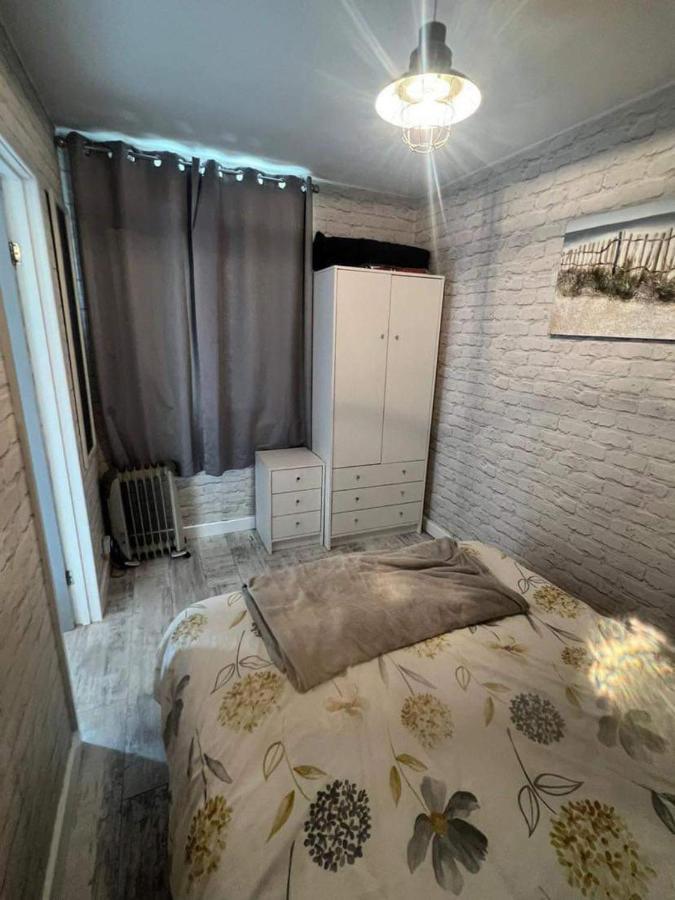 Stunning One Bed Modern & Contemporary Chalet Bridlington Eksteriør billede